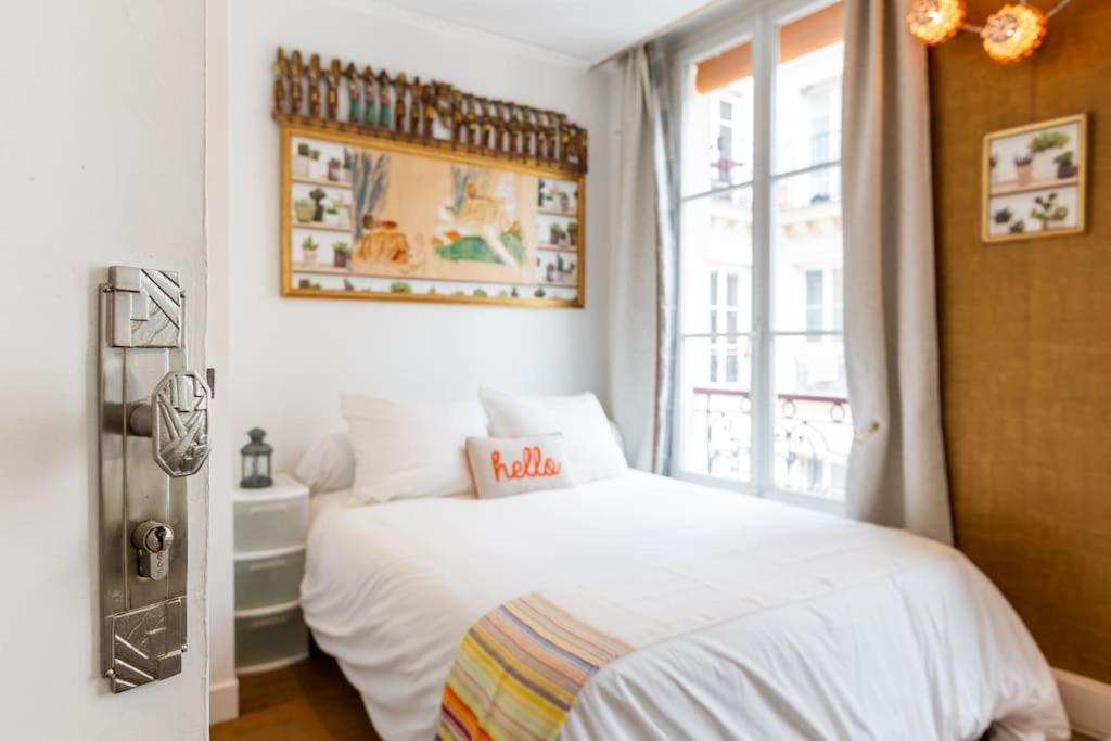 De 3 P, Baroque Et Vues Sur Toits Du Marais * Parijs